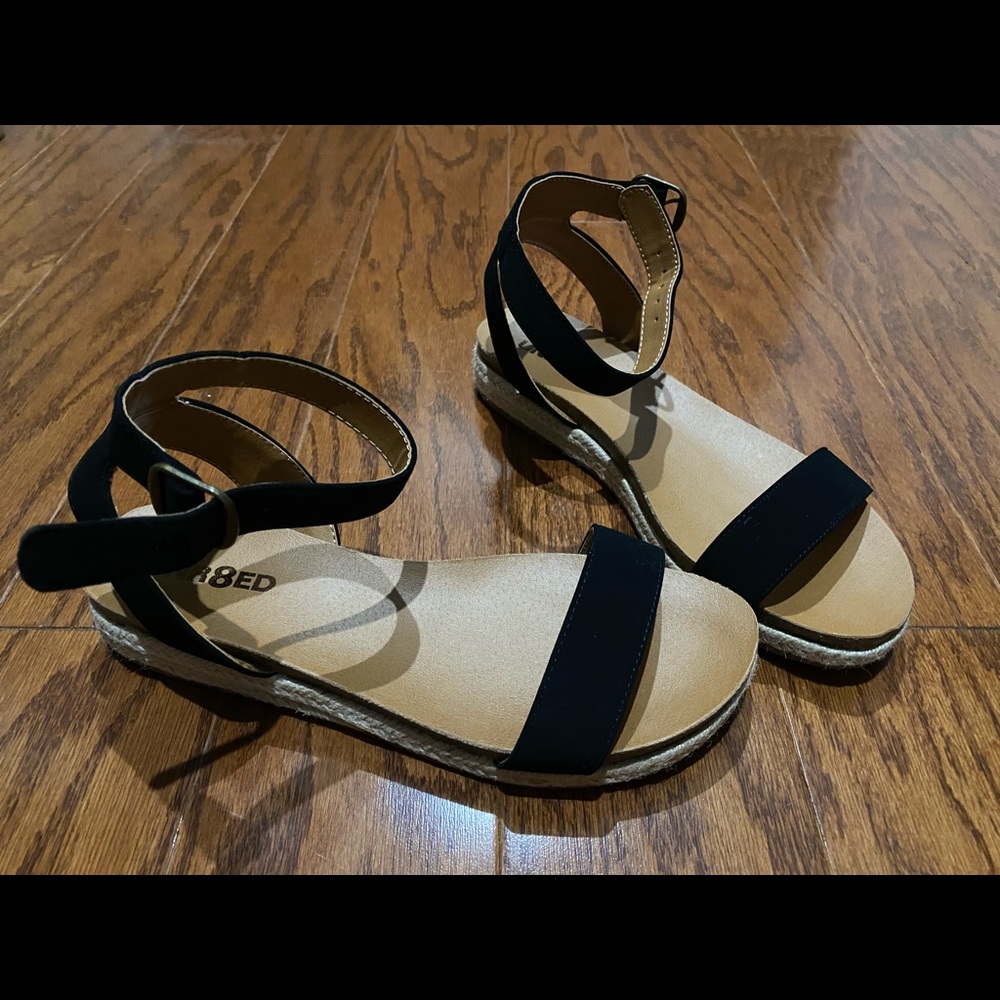 Cute strappy shoes